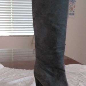 BRUNO MAGLI Grey Suede Heel Boots